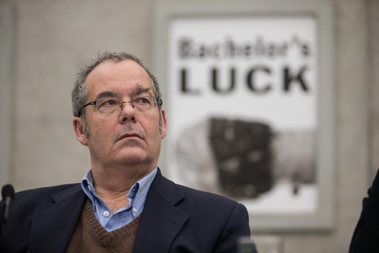 Wichtig war, dass über all die Jahre mit wechselnden Direktoren die Qualität der künstlerischen Arbeit im Vordergrund stand und das Team bereit ist, mit den Künstlern an Grenzen des Machbaren zu gehen.  
               Kurator Rudolf Sagmeister