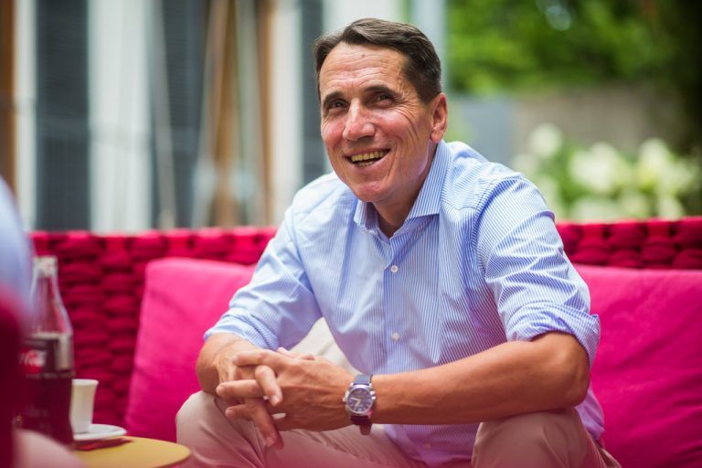 Wir wollen Fairness in allen Bereichen: Pensionen, Bildung und so weiter. Zweites wichtiges Thema ist die Sicherheit. Sei es der Schutz des Eigentums oder der Schutz der Grenzen. Und drittens stehen wir für Fortschritt vor allem im Wirtschafts- und im Umweltbereich ein.Reinhard Bösch, FPÖ