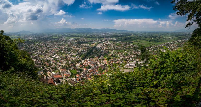 Wo darf wer und wo darf niemand? Das „Raumbild 2030“ soll die Nutzung der Bodenressourcen festlegen. Foto: Stiplovsek