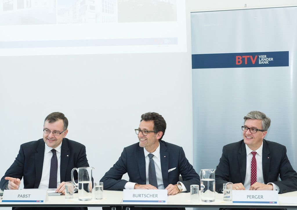 Sondereffekte sind Grund für Minus von 99 Millionen Euro beim Jahresüberschuss.