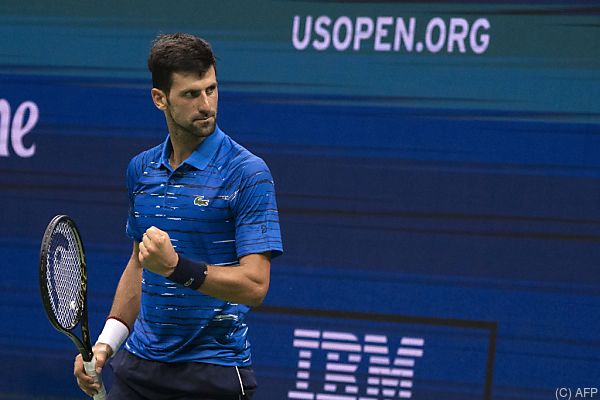 Djokovic, Federer, S. Williams bei US Open ohne Mühe weiter