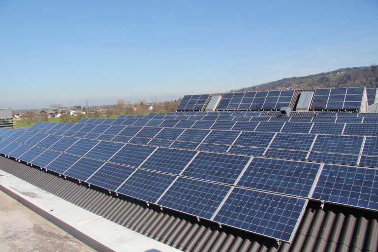 Energieautonomie 2050: Land präsentiert Vorzeigebetriebe