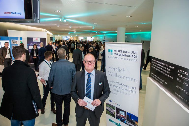 Andreas Sutter, Wissensmanagement-Leiter bei Meusburger, hat eine Veranstaltung auf die Beine gestellt, die von der Branche gestürmt wird.VN/Steurer