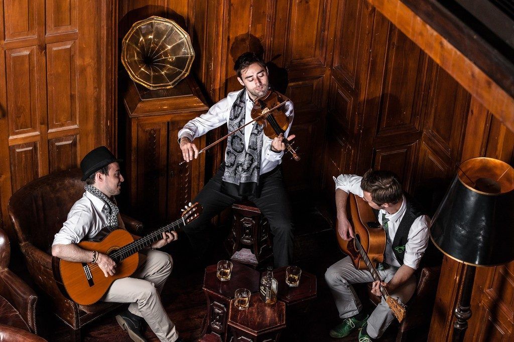 Instrumentaltrio feiert das Leben