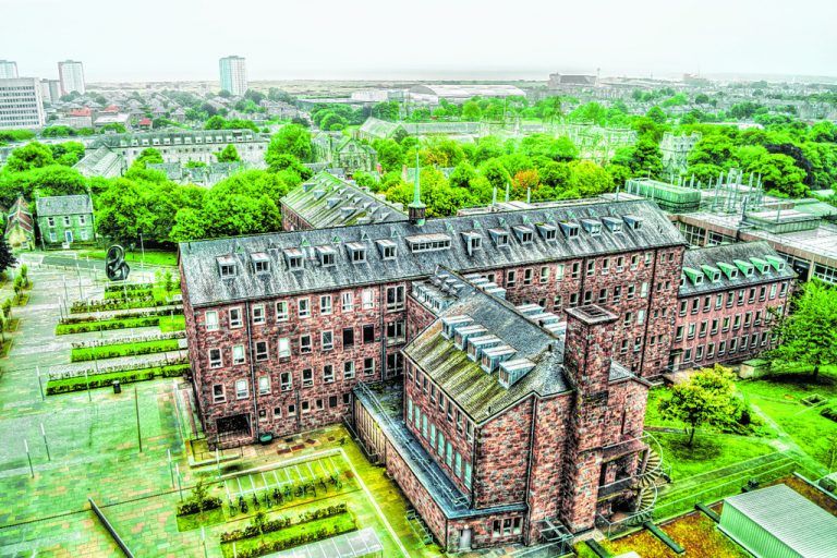 Die beeindruckende Universität im Stadtteil Old Aberdeen. Shutterstock (5)