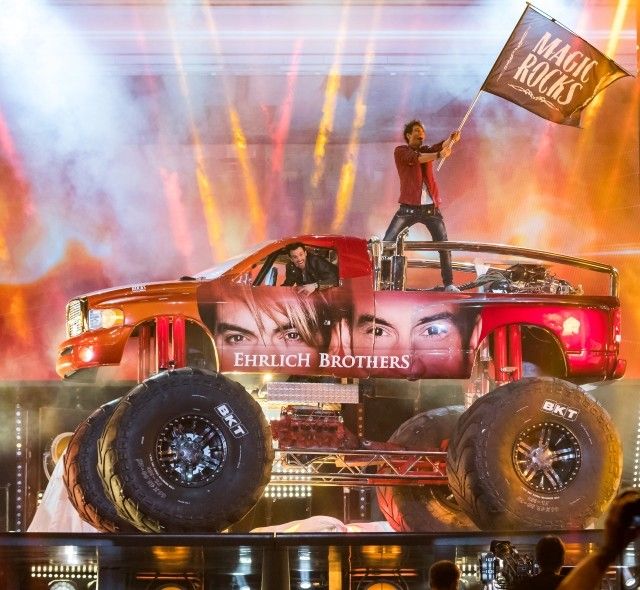 Atemberaubende Show mit  weltweit einmaligen Illusionen