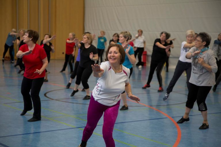 Frauen in Bewegung: Die Gruppe in Lustenau weiß, was dem sozialen und körperlichen Wohlbefinden zuträglich ist. vn/paulitsch