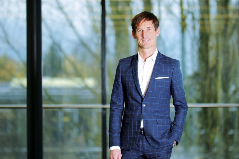 Gernot Stoppel, Inhaber und Geschäftsführer von Tecnoseal. hellblau