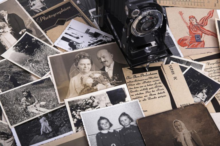Hilfe bei der Ahnenforschung im Dreiländereck. fotolia