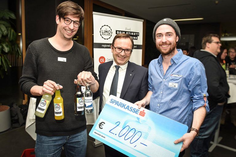 i2b Bei der Veranstaltung „i2b – Ideas to Business“ an der Fachhochschule stand die Prämierung der drei besten Vorarlberger Businesspläne im Fokus. Die „Limomacher“ konnten sich über den ersten Platz freuen. Das Kalkbrenner-Architekten-Duo „Calctura“ folgte auf dem zweiten Platz vor den Appentwicklern „Crazywin“.