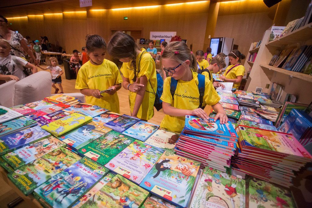 An die Bücher, fertig los!