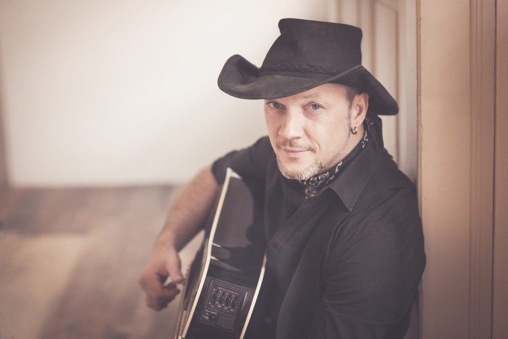 Bruce Cradle mit  erstem Soloalbum