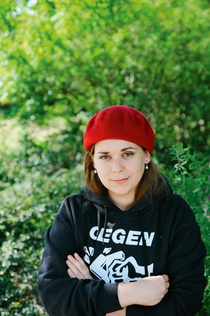 Stefanie Sargnagel liest aus „Statusmeldungen“