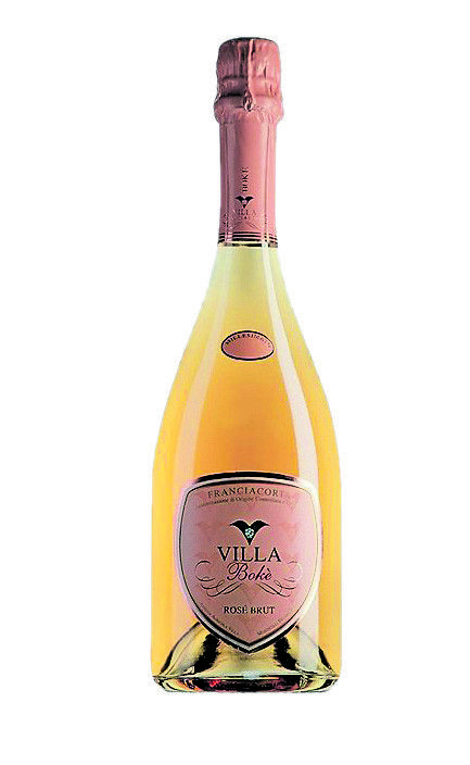 Villa Franciacorta Bokè Rosé Brut Millesimanto 2012, Monticelli Brusati
            „Villa” ist ein Vorzeigebetrieb in der Franciacorta. Die 37 Hektar Rebflächen werden nach den Gesetzen der Natur bearbeitet. Aus dem gesunden Traubenmaterial entstehen im Keller unter Einsatz modernster Technik perfekte Grundweine, die in kleineren und größeren Holzfässern reifen. Der Villa Rosé brilliert mit einer intensiven Lachsfarbe, einer lang anhaltenden Schaumbildung im Glas, mit rotbeerigen Aromen in der Nase, mit Kirsche, Erdbeere, Ribisel und rosa Grapefruit. Das Extrakt und der kräftige Körper des Pinot Nero kommen am Gaumen zum Ausdruck und vereinen sich mit der Eleganz des Chardonnays zu einem finessenreichen, gut ausbalancierten Schaumwein mit feiner Perlage. Gesehen bei: Vinussi, Dornbirn, 24 Euro