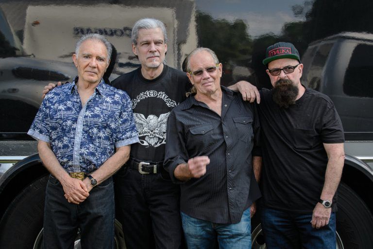 Wo andere altgediente Combos als Ersatzteillager ins Rennen gehen, besteh Canned Heat im Kern weiterhin aus den gleichen Musikern.Tommy Brown