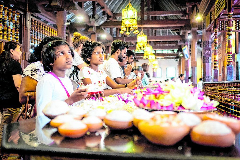 Der Eckzahn Buddhas liegt in Kandy