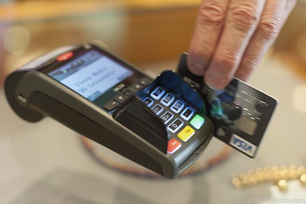 Österreicher verdoppelten seit 2010 Kartenzahlungen