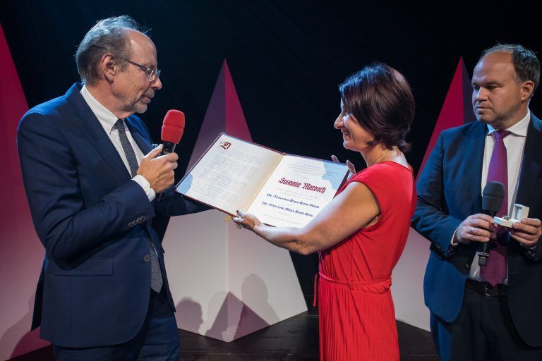 Zum Nachschauen auf VN.at: Susanne Marosch erhält 50. Russ-Preis