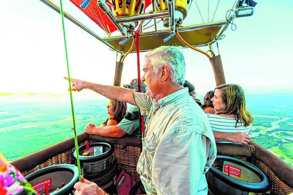 Sonnenaufgang im Heißluftballon