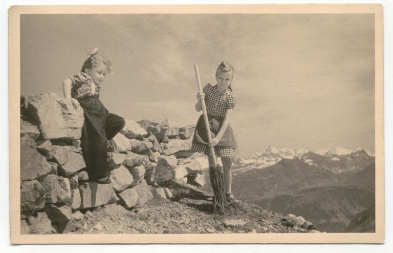 Both-Mädchen – Hüttenwirt-Töchter auf der Saarbrücker Hütte 1948.montafoner museen
