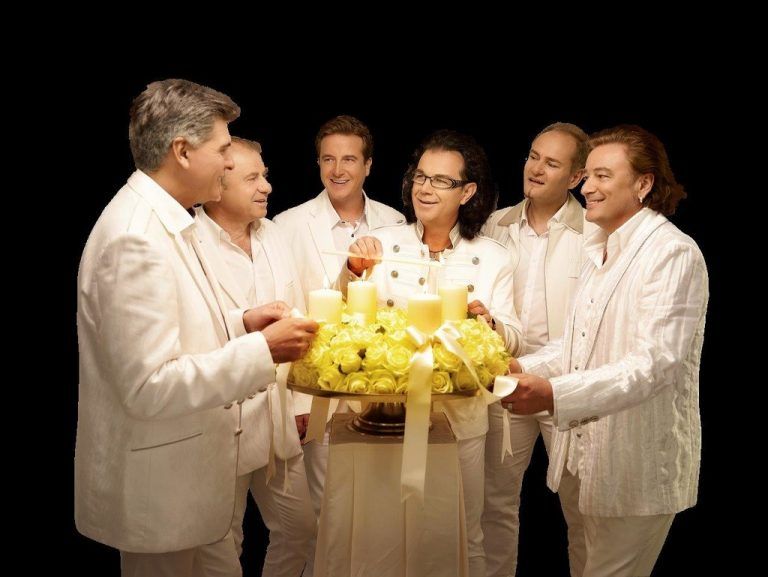 Die Paldauer stimmen im Dezember auf Weihnachten ein. band
