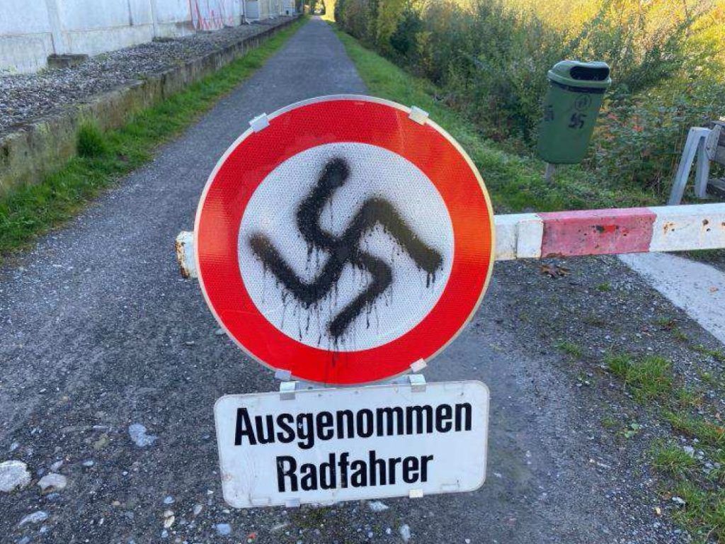 Nazi-Schmierereien in Lauterach