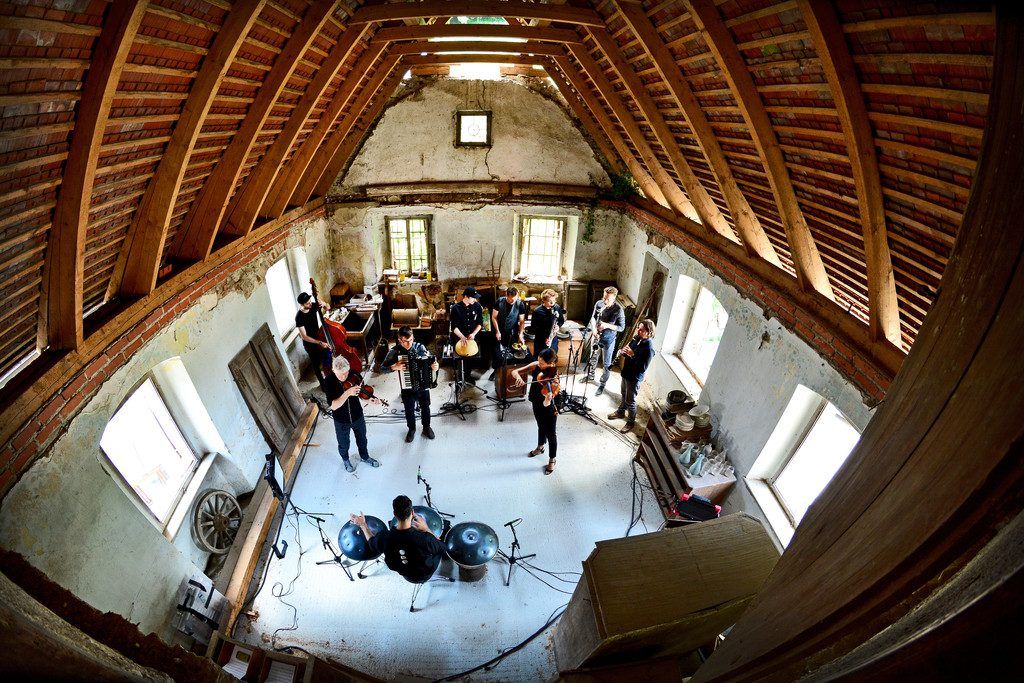 Das Manu Delago Ensemble  präsentiert die neue CD