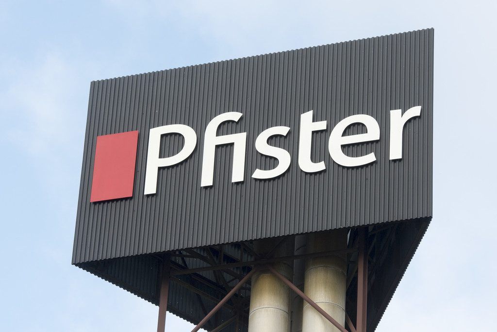 XXXLutz in der Schweiz auf Einkaufstour