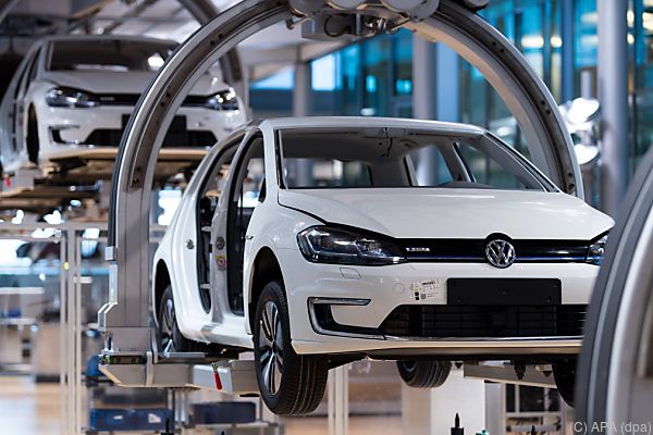 VW steigerte Auslieferungen und baute Marktanteile aus