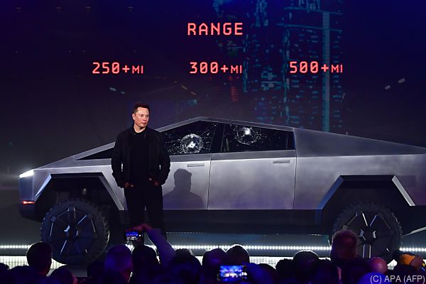 Tesla zeigt futuristischen Elektro-Pickup