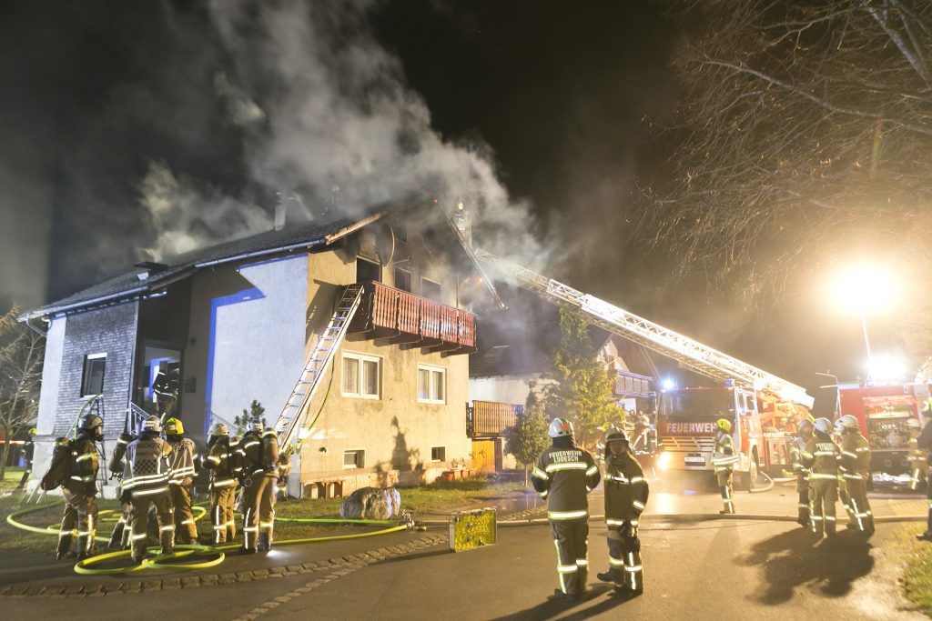 Ludesch: Familie ist im Urlaub, als ihr Haus brennt