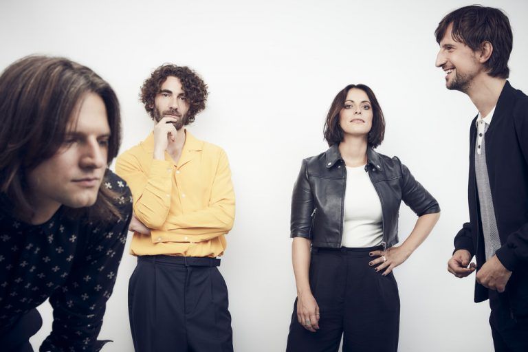 Am Samstagabend heizen die deutsche Erfolgsband Silbermond und die österreichische Band LEMO Tausenden Musikfans ein.jens koch