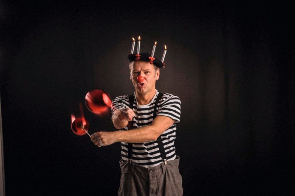 Weihnachten im Zirkus mit  Clown Dido in der Kammgarn