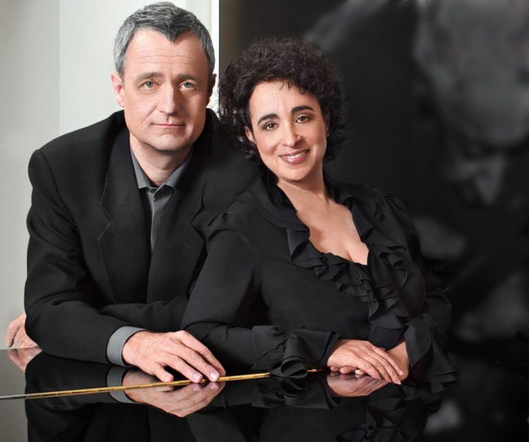 Die israelische Pianistin Yaara Tal und ihr deutscher Partner Andreas Groethuysen bilden heute eines der weltweit führenden Klavierduos und konzertieren in den renommiertesten Konzertsälen der Welt.duo groethuysen/Tal