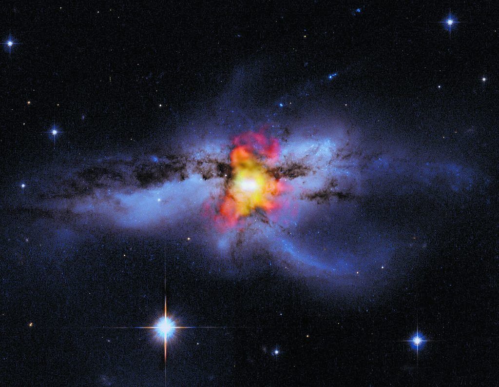 Galaxie NGC 6240