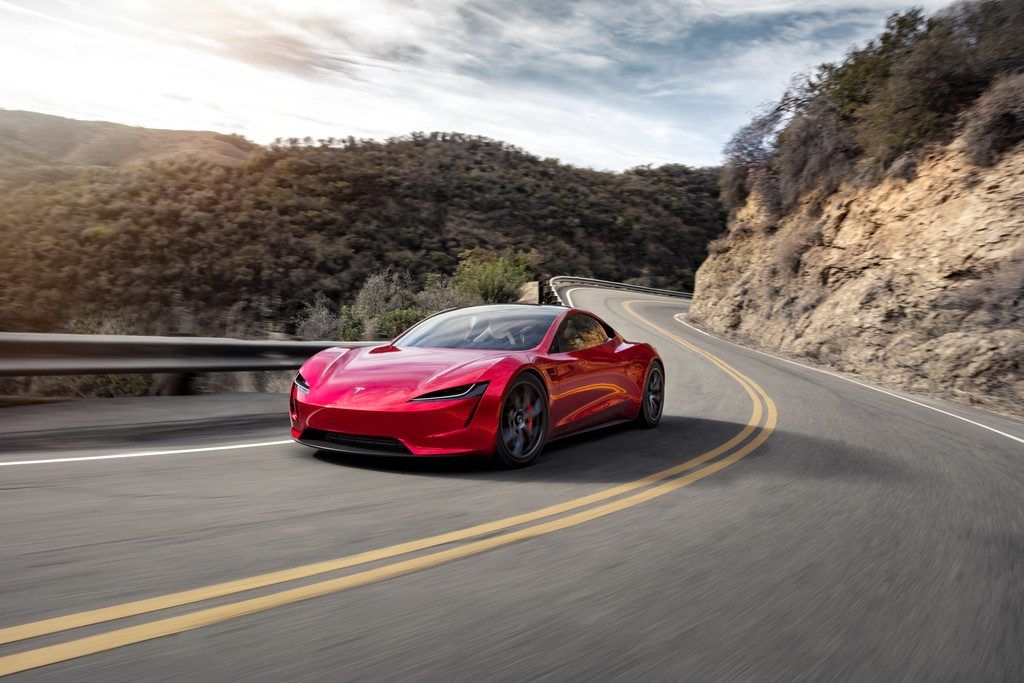 Autonews der Woche Marktwert von Tesla legt kräftig zu / New Stratos im Auktionshaus / Ford elektrifiziert seine Vans