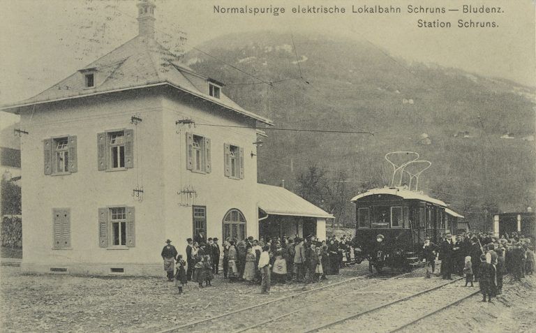 Die Montafonerbahn war die erste normalspurige elektrische Eisenbahn in der Monarchie. <span class="copyright">Ansichtskartensammlung, Vorarlberger Landesbibliothek </span>