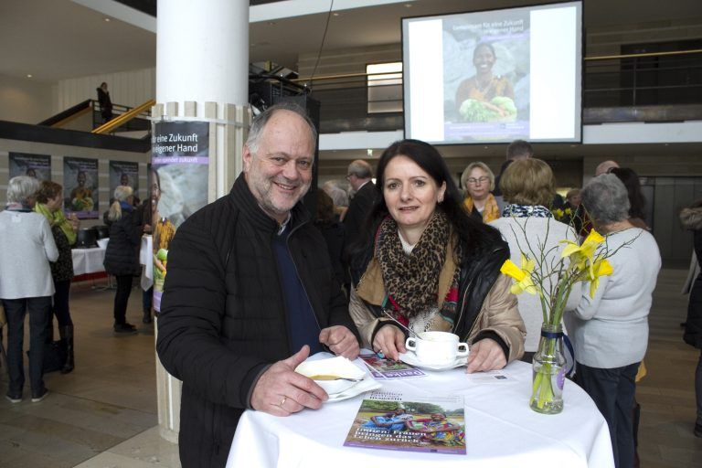 Edwin Ellensohn und Ursula Fink (Wasserwirtschaftsamt).