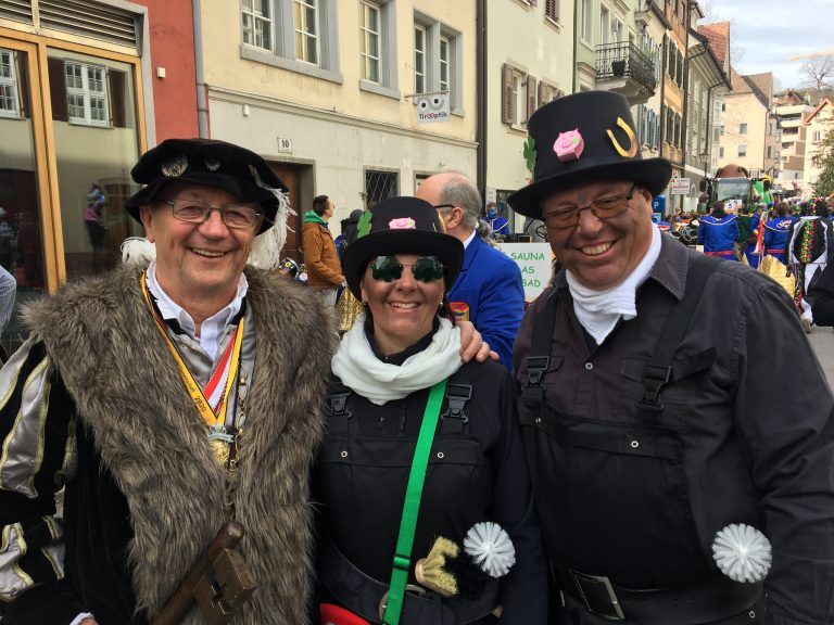 Andrea und Frank Stecher gemeinsam mit dem Grafen von Feldkirch, Rudolph IX