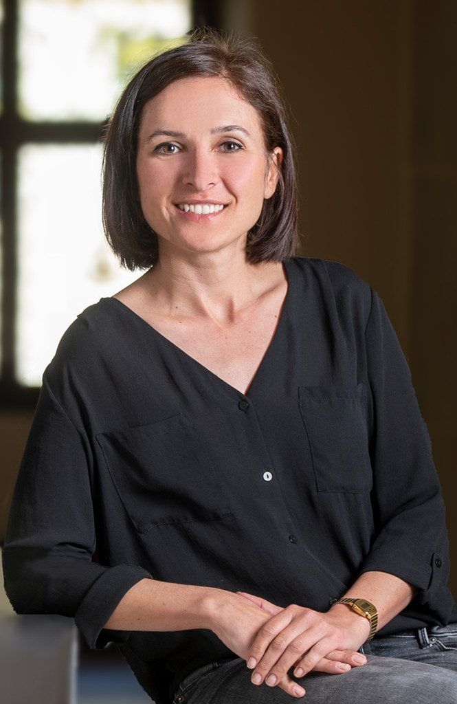 Archäologische Leiterin beim kleinen Nachbarn