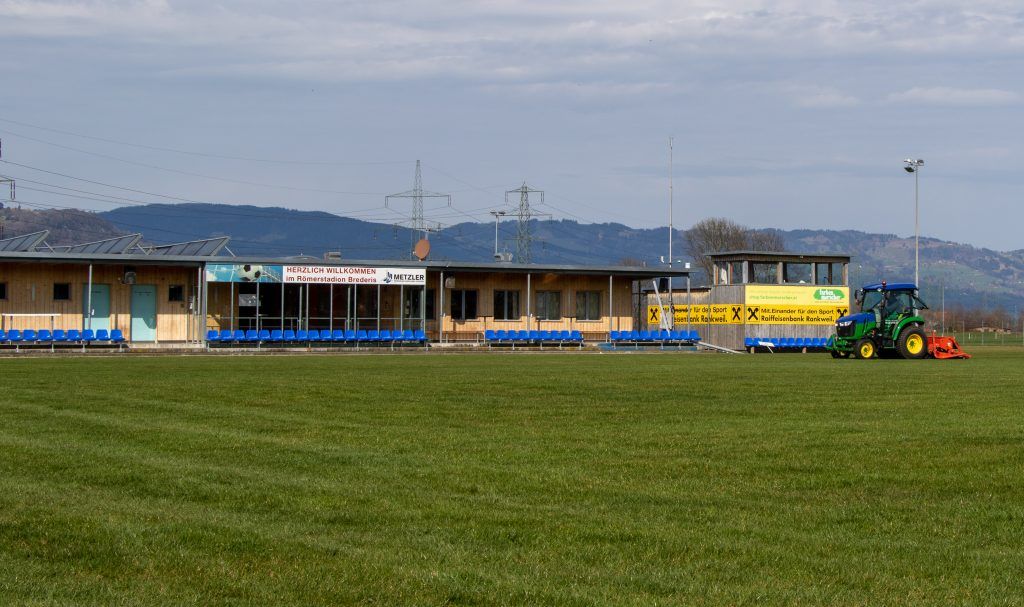 Deshalb heißt es in Brederis Platzsanierung statt Spielbetrieb