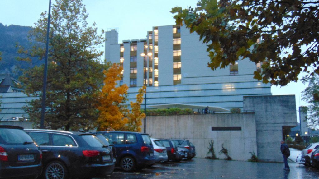 Acht Personen mit Covid-19 im Spital