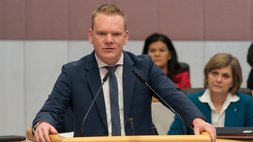 Schelte der Blauen für Schwarz-Grün