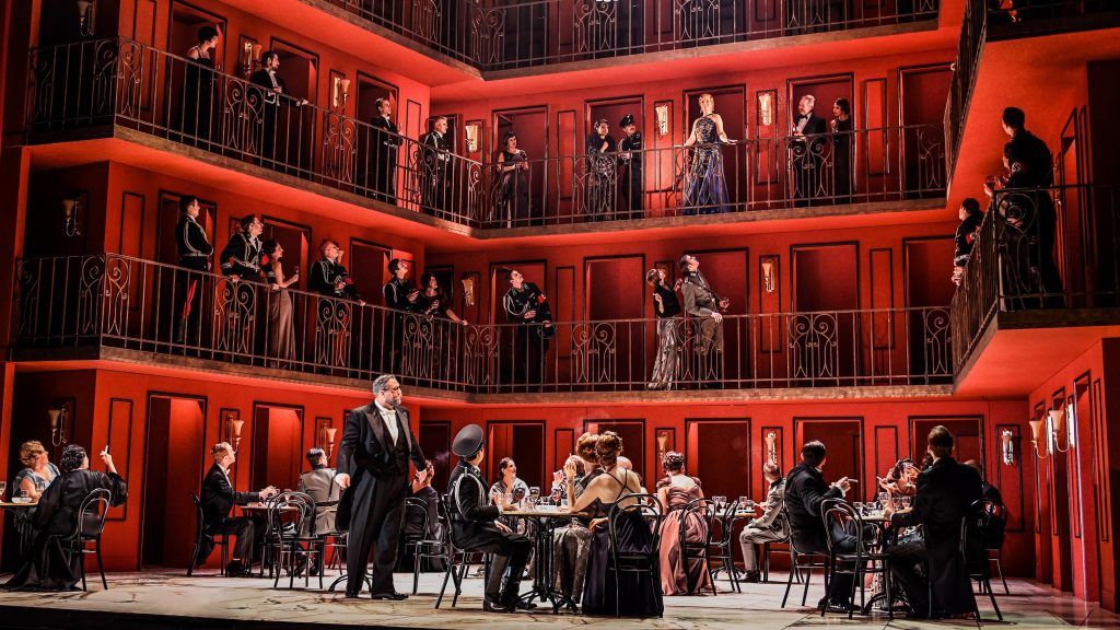 Sieht nach Operette aus, geht aber etwas tiefer