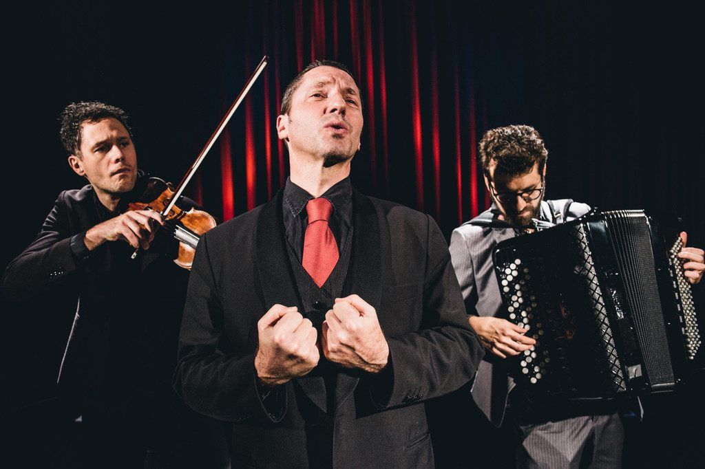 Jeunesse-Konzert mit folksmilch