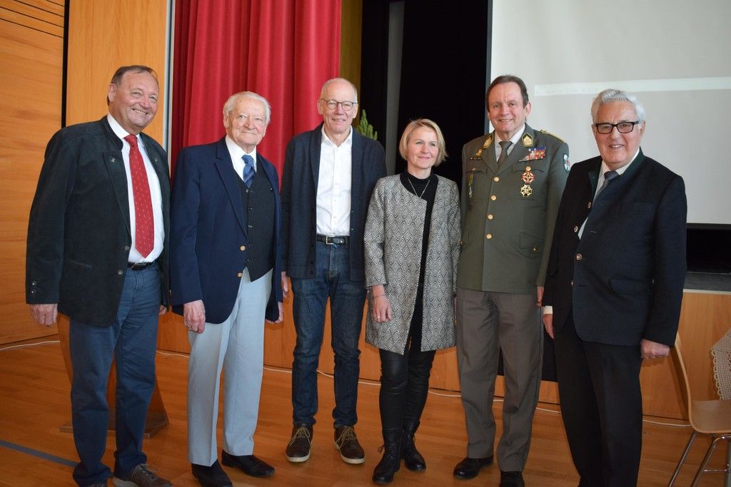 Musikerpers nlichkeit Mit Gro em Zeichentalent Vorarlberger musikerpers-nlichkeit-mit-gro-em-zeichentalent-vorarlberger
