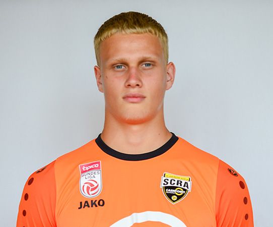 Jakob Odehnal (18).