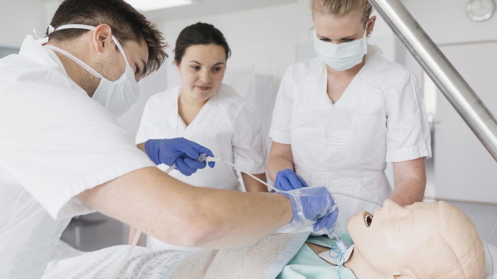 Corona bringt auch Pflegeausbildung ins Stocken