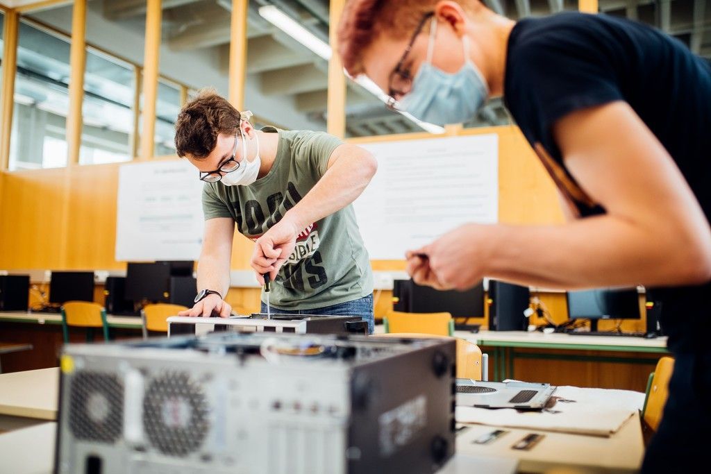 Diese Firma begleitet die Wirtschaft mit Unterstützung und Initiativen