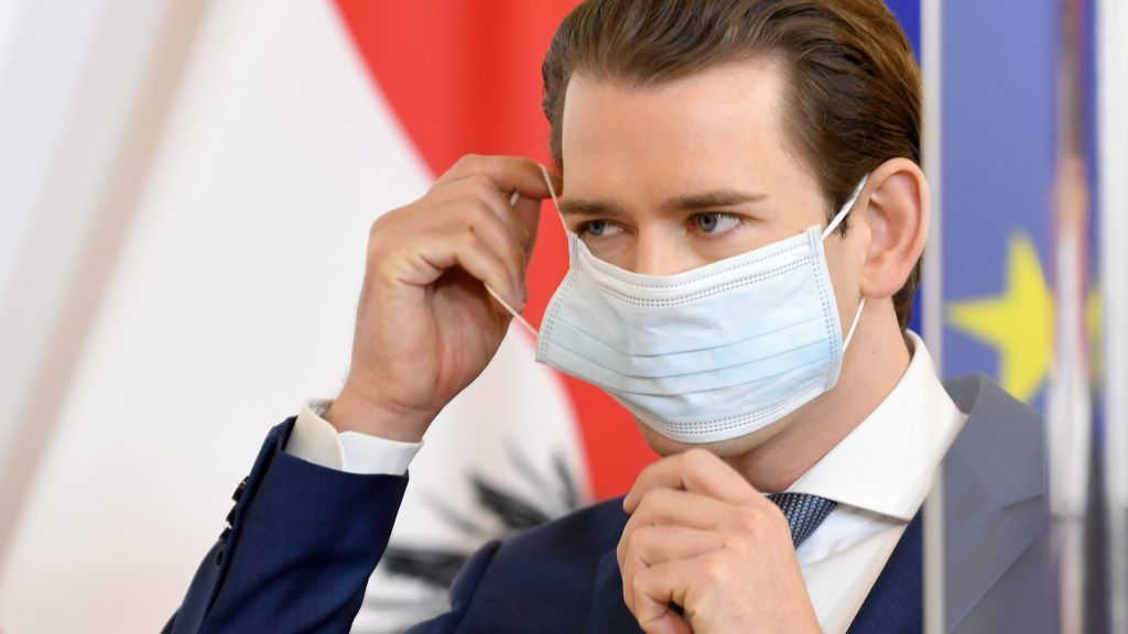 Kurz kündigt an: Masken auch in Restaurants